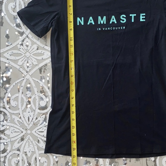 LULULEMON Black Namaste in Vancover Love Tee - Picture 5 of 8